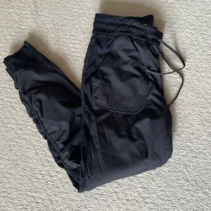 Lululemon Beyond the studio jogger